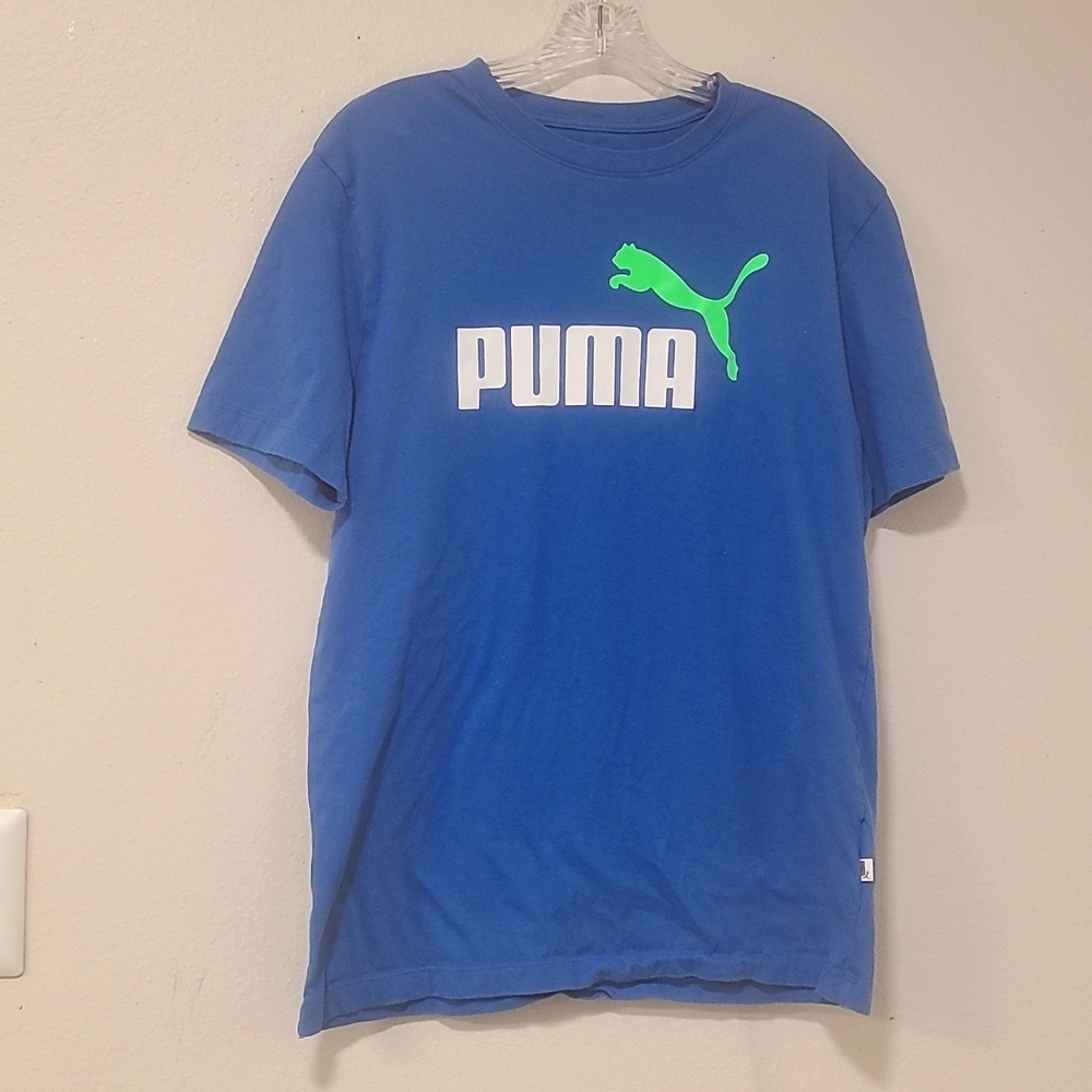 Puma Men's Graphic T-Shirt.